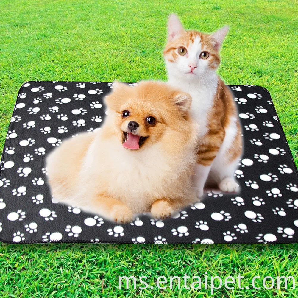 Selimut selimut haiwan peliharaan anjing kucing comel dengan cetakan kaki haiwan kesayangan untuk anak anjing anak anjing dan pek haiwan kecil sebanyak 6